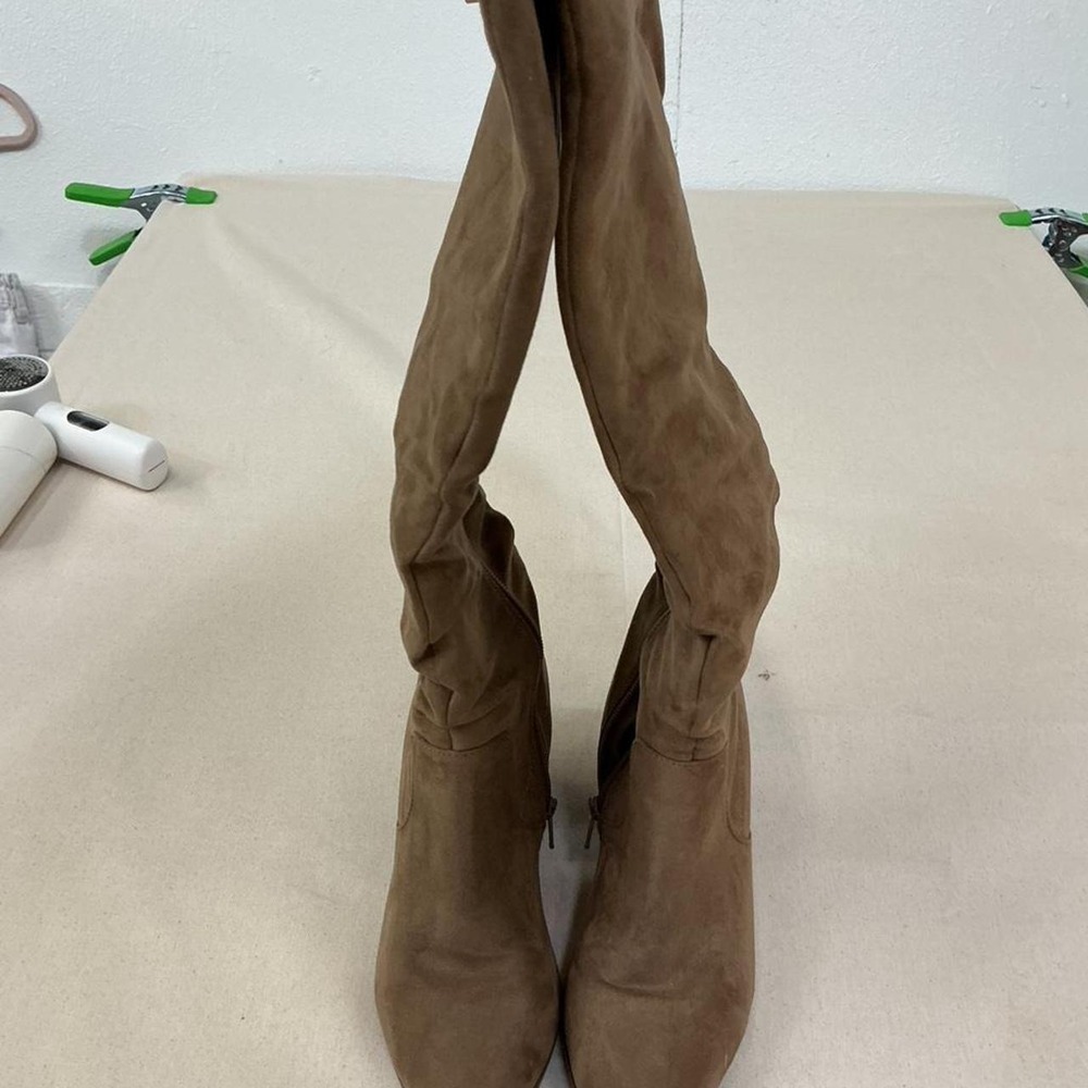 Universal Thread‎ tall suede boots